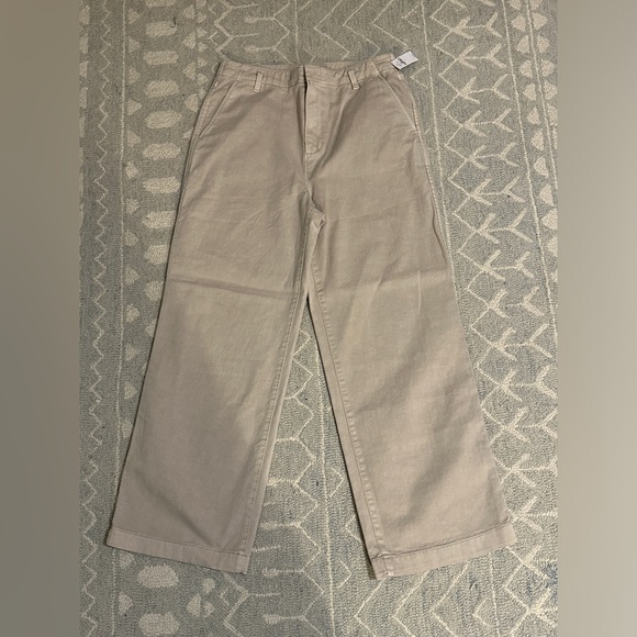 New With Tags - Mid Rise Loose Khakis - size 8 - Moonstone tan - Picture 8 of 9